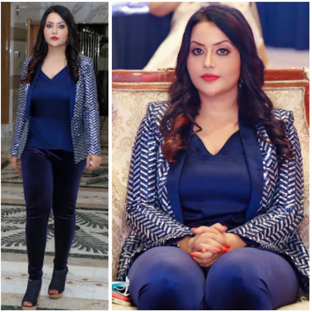 amruta fadnavis news devendra fadnavis wife