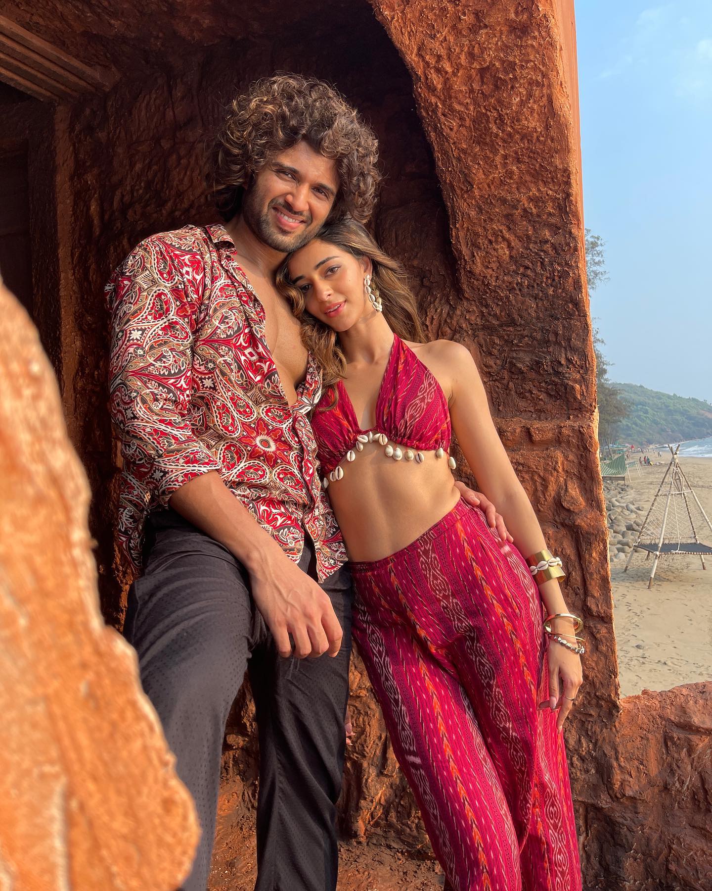 ananya panday vijay deverakonda romantic photoshoot for ligar movie promotion