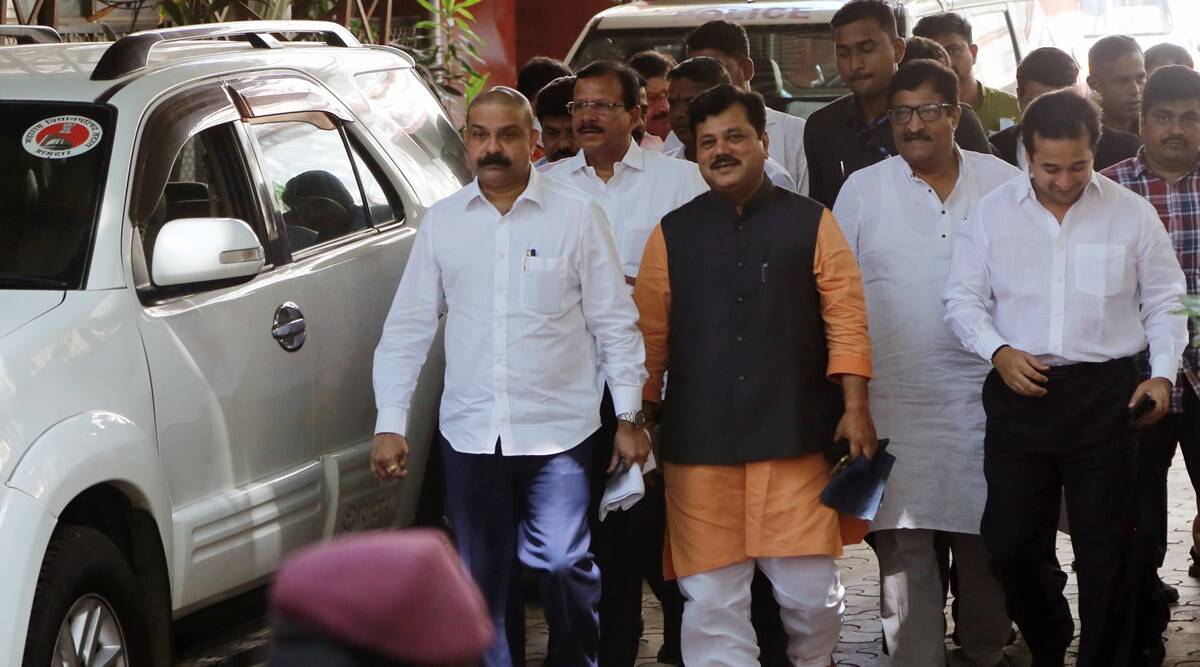 maharashtra assembly monsoon session 2022 shivsena vs shinde group over leadership in house