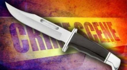 alcoholic persones knife attack on news channel photographer in mumbai alcoholic persones knife attack on news channel photographer in mumbai