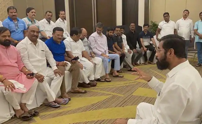 mharahstra eknath shinde cabinet expansion unhappy shide group mla
