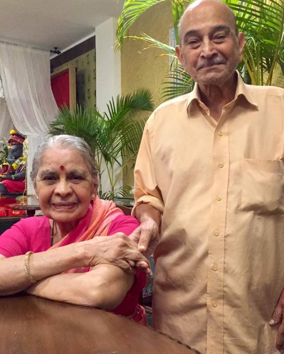 medha manjrekar mother father medha manjrekar 