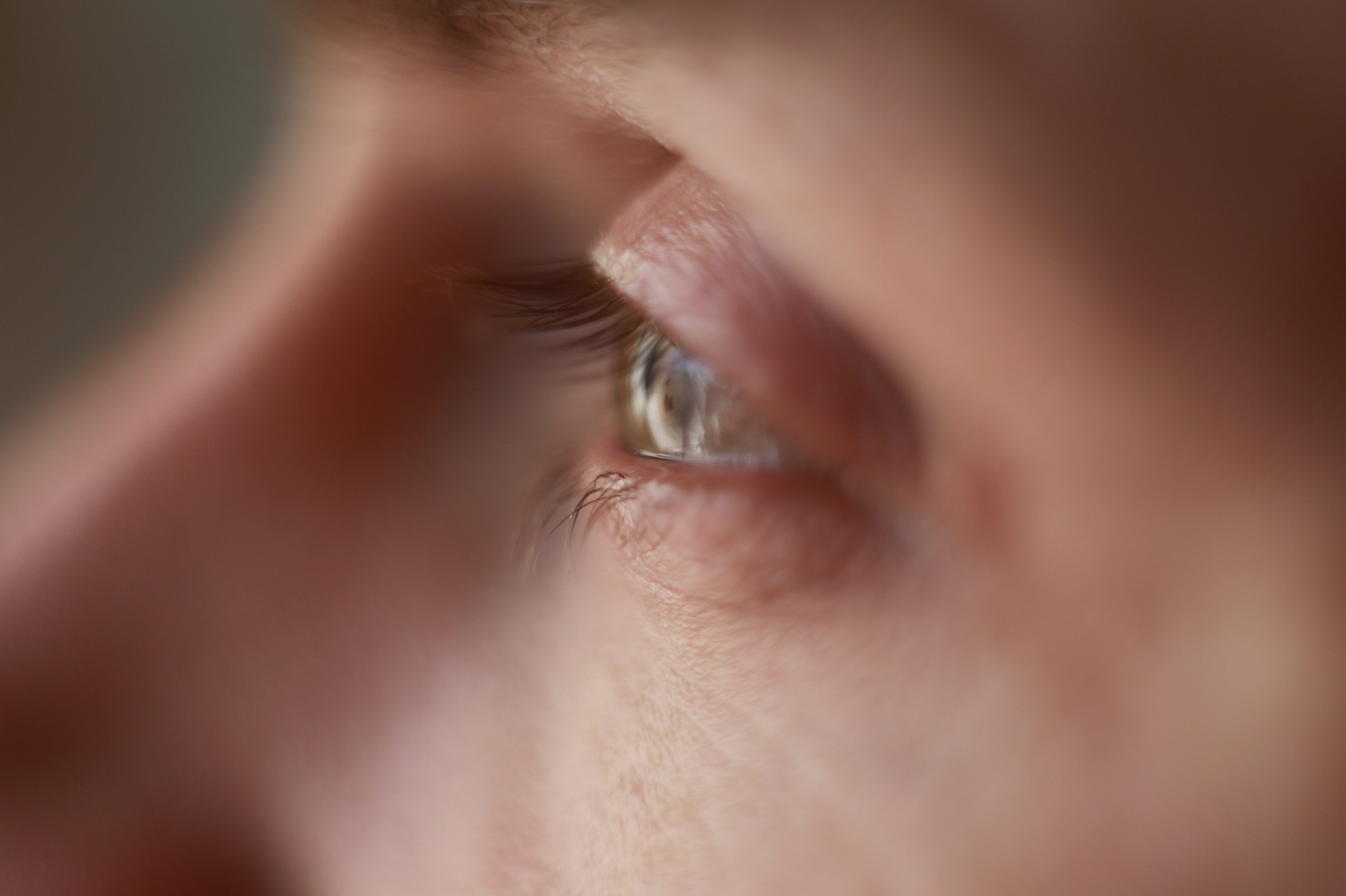 The risk of eye diseases increases after the age of forty