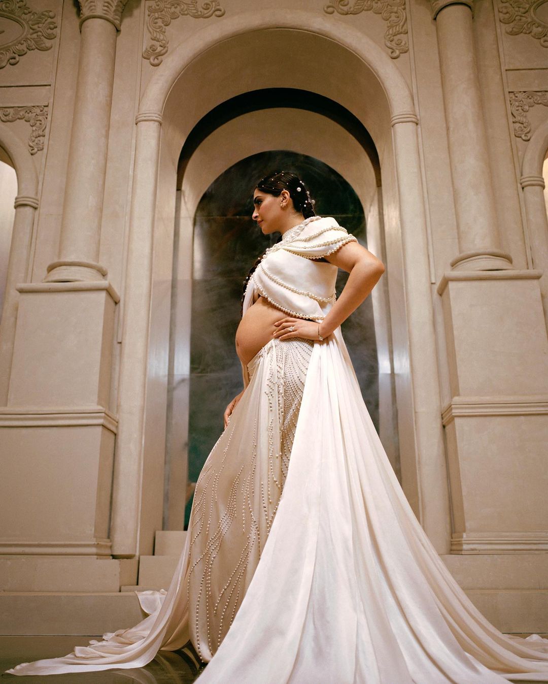 Sonam kapoor baby boy Sonam Kapoor 