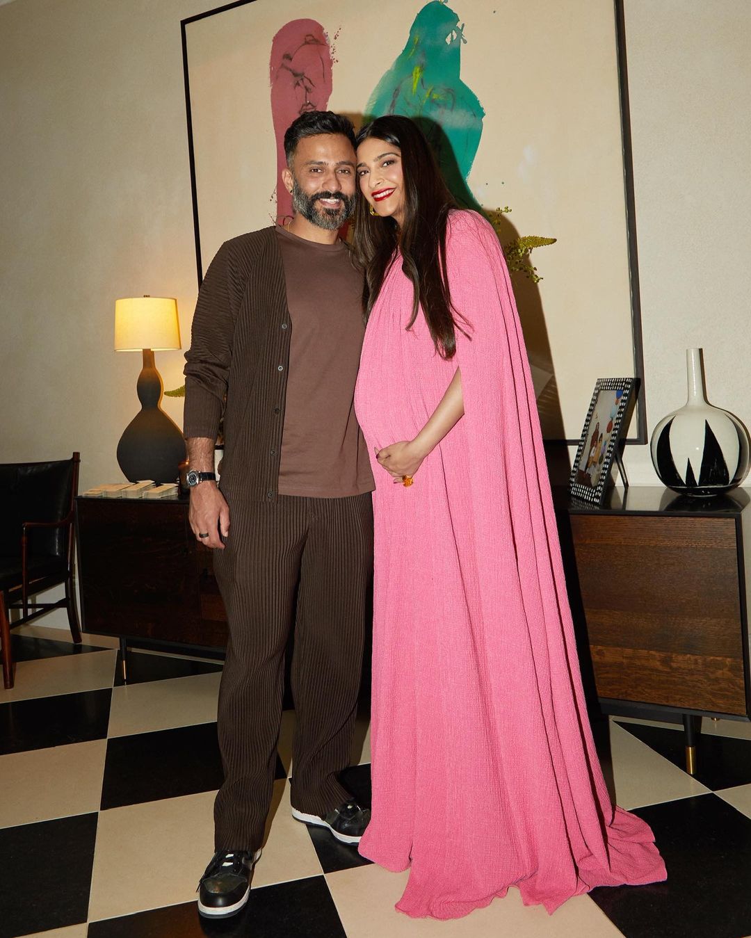 Sonam kapoor baby boy Sonam Kapoor 