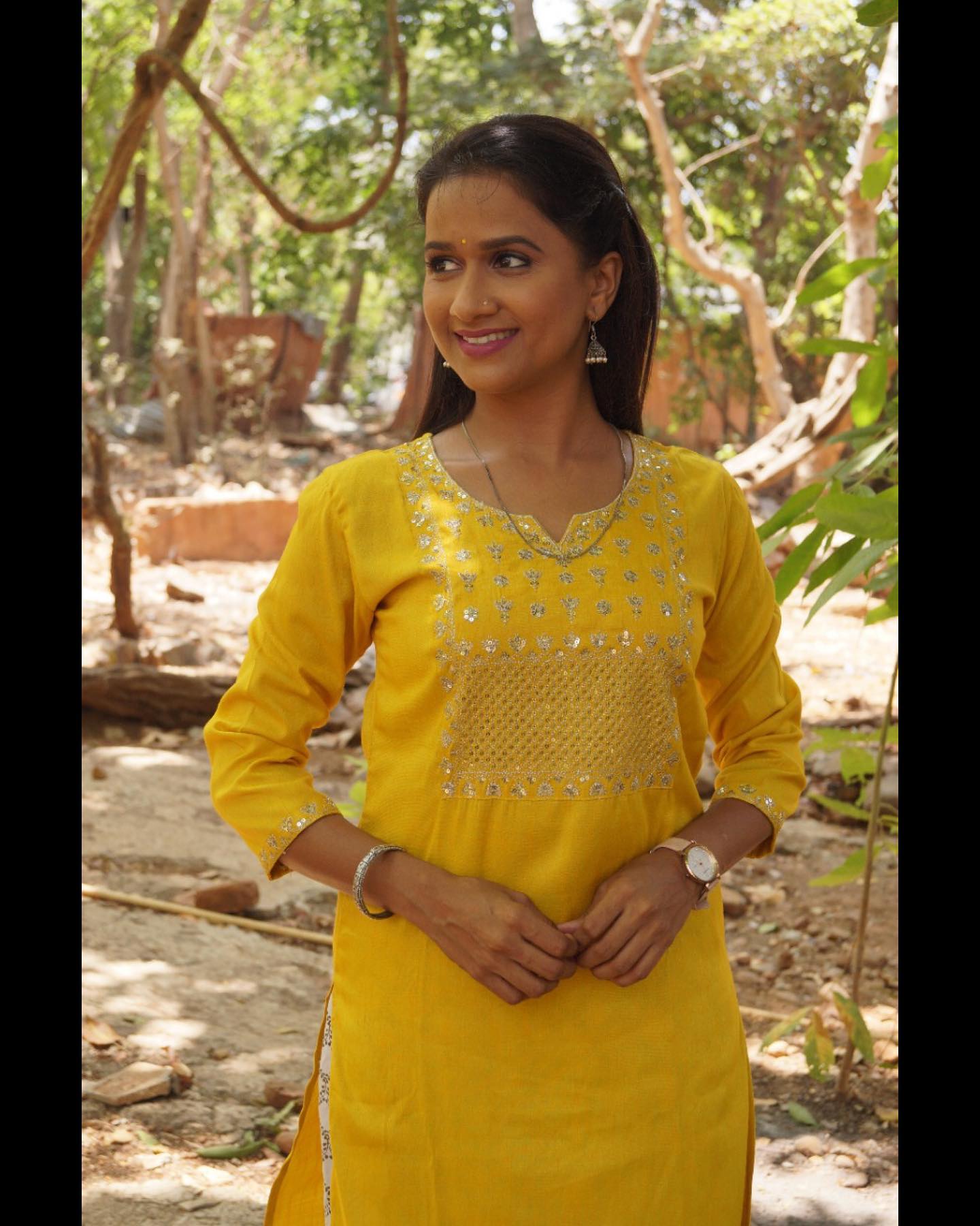 sukh mhanje nakki kay asat fame actress ashwini kasar photoshoot
