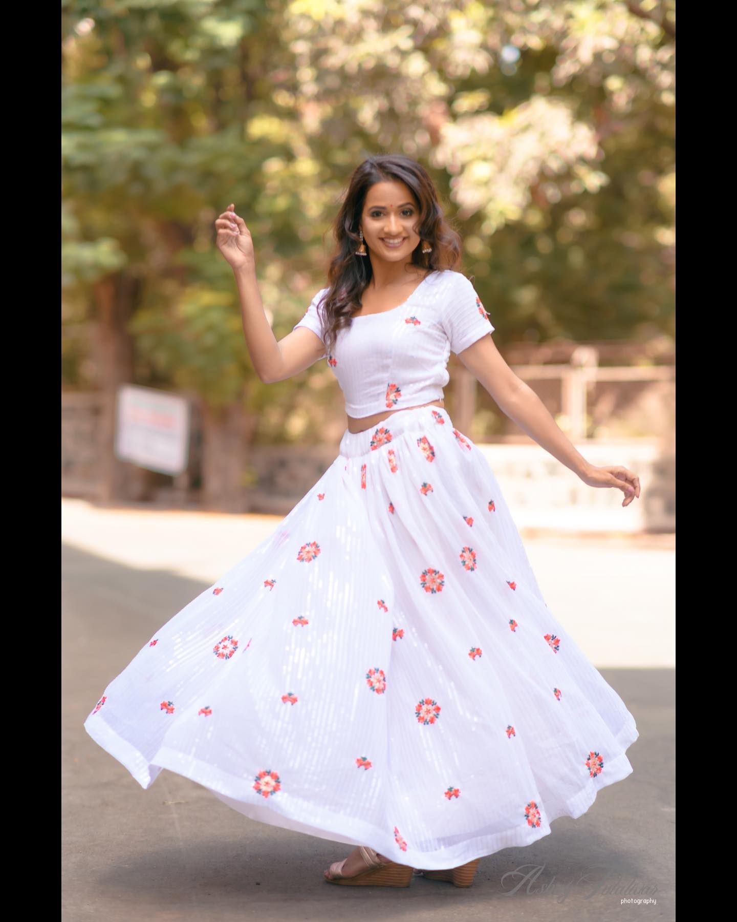 sukh mhanje nakki kay asat fame actress ashwini kasar photoshoot