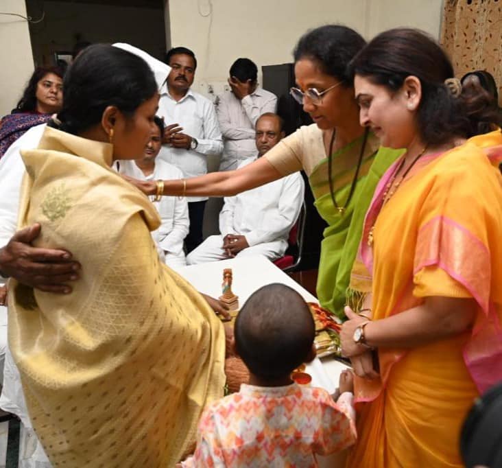 supriya sule