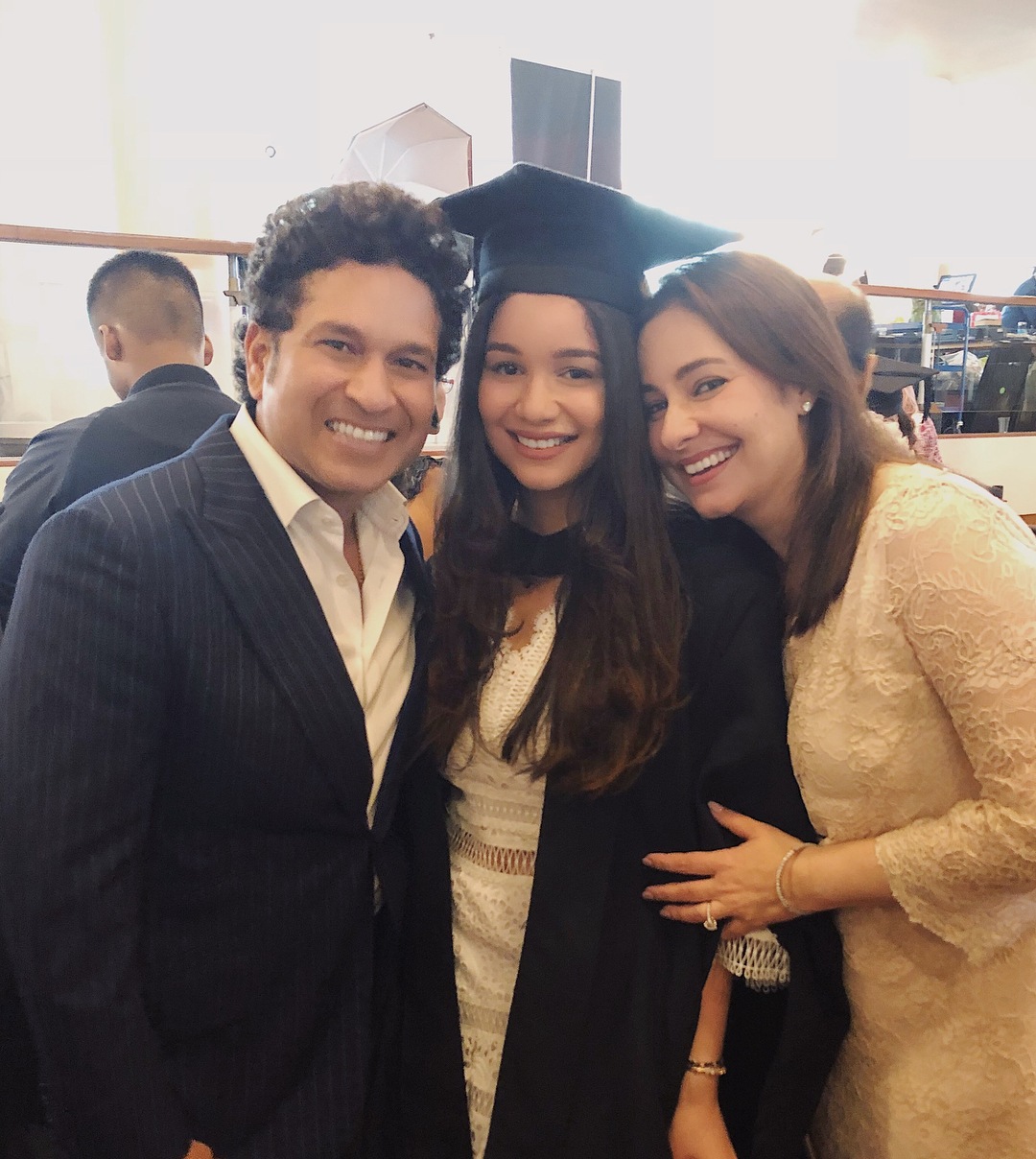 Sara sachin Tendulkar photo on the college ID card in London