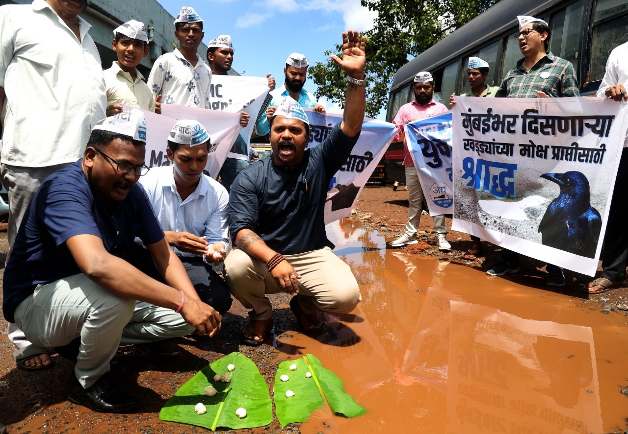 Sarvapitri Amavasya Shraddha By AAP in Mumbai