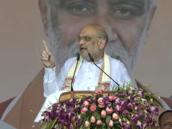 ११. आमचा स्वार्थ आणि सत्तेपेक्षा सेवा आणि विकासाच्या राजकारणावर विश्वास आहे.