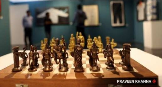 पंतप्रधान नरेंद्र मोदी यांच्या वाढदिवसाचे औचित्य साधून त्यांना वेगवेगळ्या ठिकाणी भेट म्हणून देण्यात आलेल्या एकूण १२०० भेटवस्तूंचा लिलाव करण्यात येणार आहे.