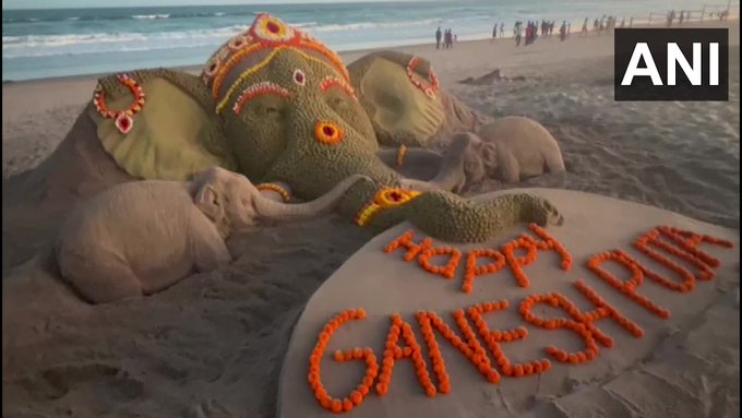 Unique Ganesh Murti in Ganeshotsav 2022 