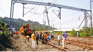 Mega block on all three lines of Mumbai Railway on Sunday Harbor Line central rail mumbai