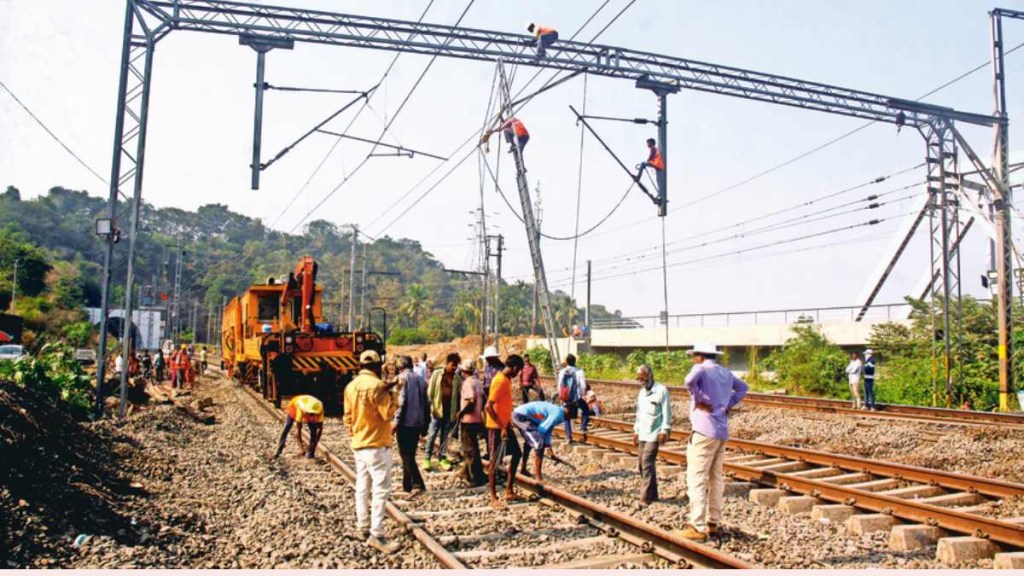 Mega block on all three lines of Mumbai Railway on Sunday Harbor Line central rail mumbai Mega block on all three lines of Mumbai Railway on Sunday Harbor Line central rail mumbai