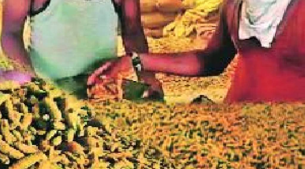 क.. कमॉडिटीचा : महाराष्ट्रातील शेतकऱ्यांभोवती वायदेबंदीचा फास?