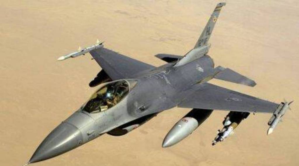 F-16 fighter jet