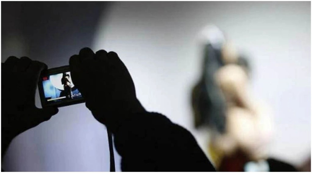Girlfriend's obscene photo video clip sent husband in village WhatsApp group crime ramtek police nagpur