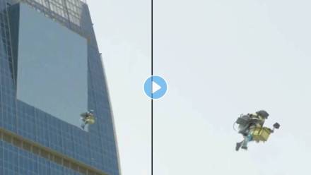 Delivery-Agent-Flies-Up