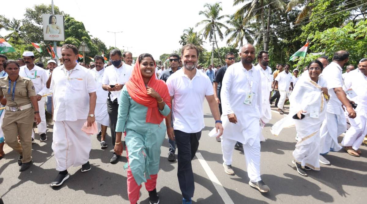 त्याच पार्श्वभूमीवर काँग्रेस पक्षाचे नेते राहुल गांधी यांनी 'भारत जोडो यात्रे'चे आयोजन केले आहे. कन्याकुमारी येथून ७ सप्टेंबरला या पदयात्रेचा आरंभ झाला.