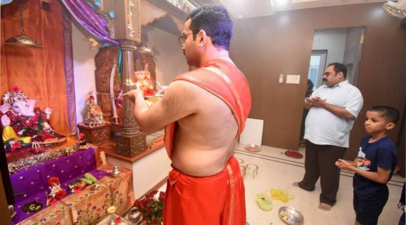 करोनानंतर साजऱ्या होणाऱ्या या गणेशोत्सवात सध्या राज्यभरात कमालीचा उत्साह आहे.