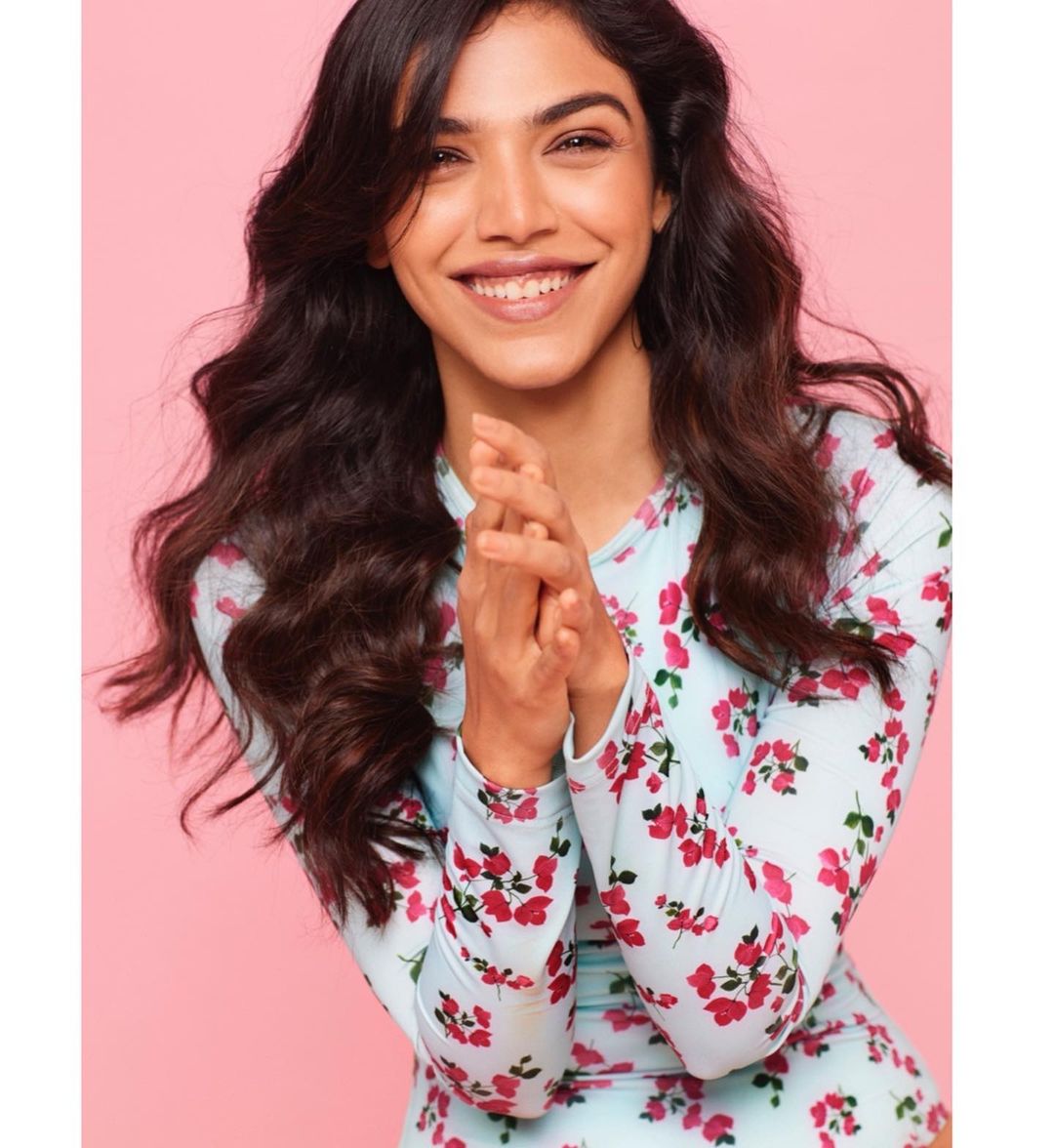 Shriya Pilgaonkar bold photoshoot in monokini