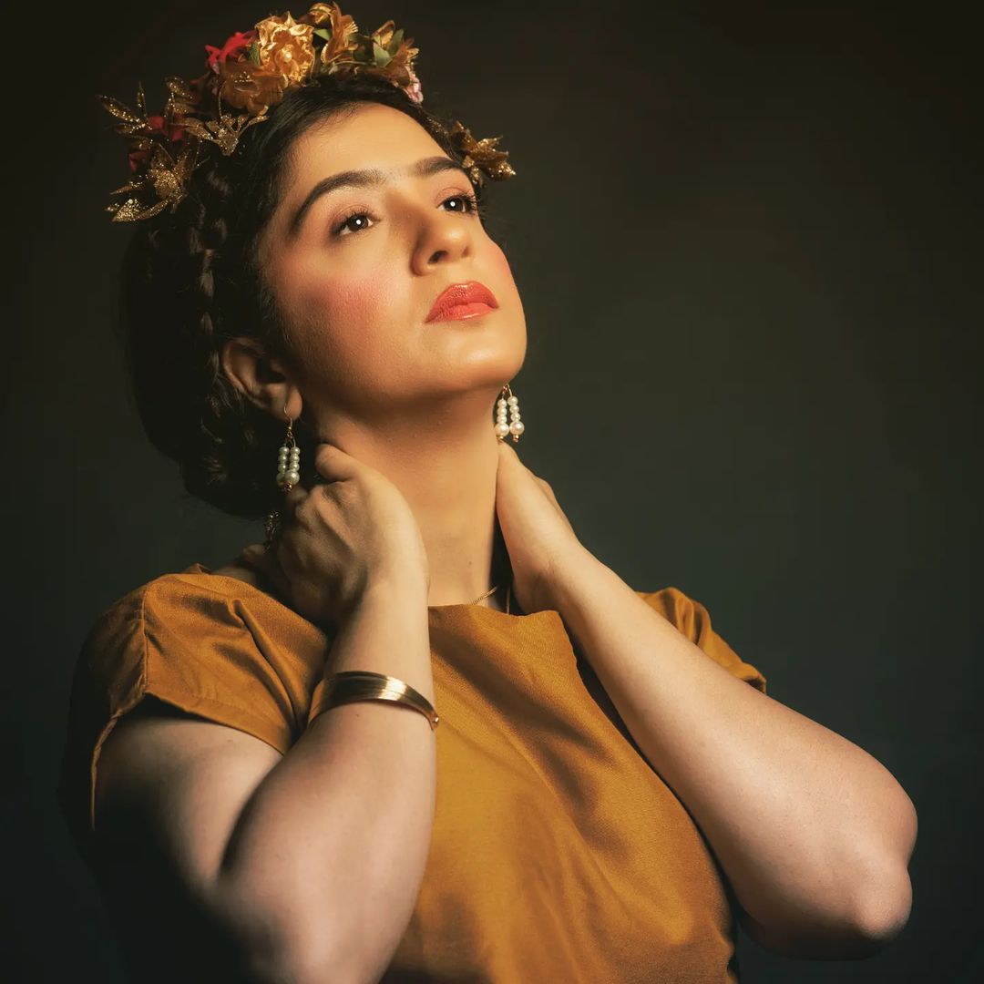 Snehalata vasaikar royal photoshoot