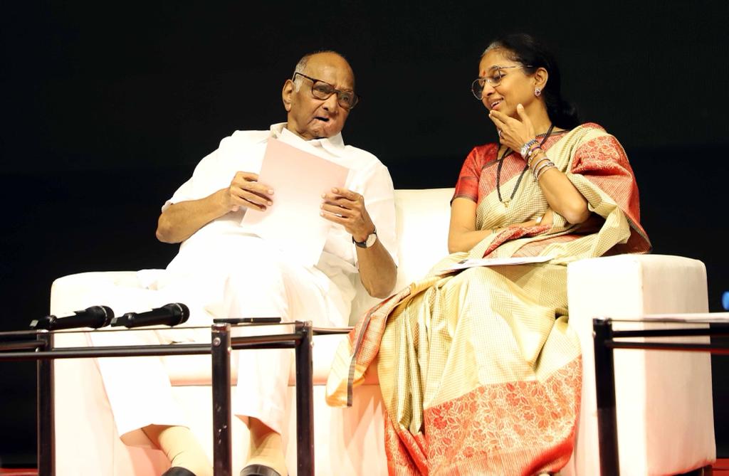साताऱ्यातील सभा म्हणजे भारतीय राजकारणातला टर्निंग पॉइंट होता, असं अनेकजण संसदेत सांगतात, असंही सुप्रिया सुळे यावेळी म्हणाल्या.