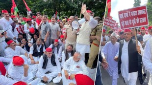 SP lucknow protest