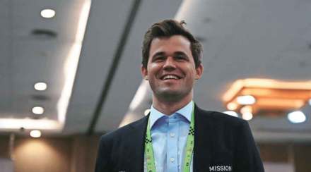carlsen beats erigaisi