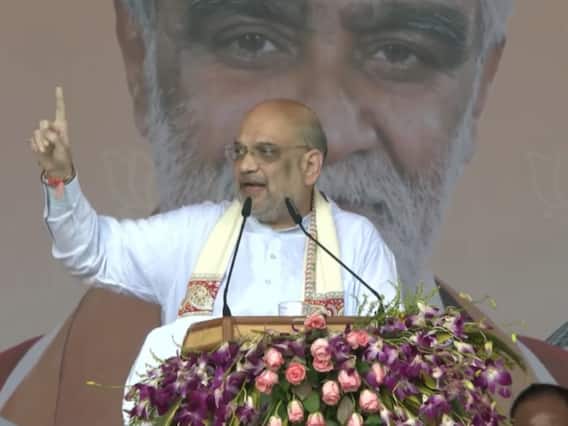 ३. लालू यादव करत असलेल्या पक्षांतराच्या राजकारणामुळे बिहारमधील जनतेचे नुकसान होत आहे. ही जनतेची फसवणूक असल्याचा आरोपही त्यांनी केला आहे.