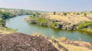 Inclusion Dubai area in Atpadi sangli protected forest area for wolf