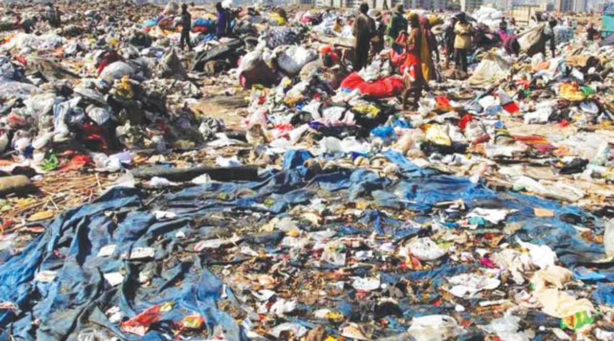 1300 million tonnes of legacy waste lying in more than 3000 dumpsites ...