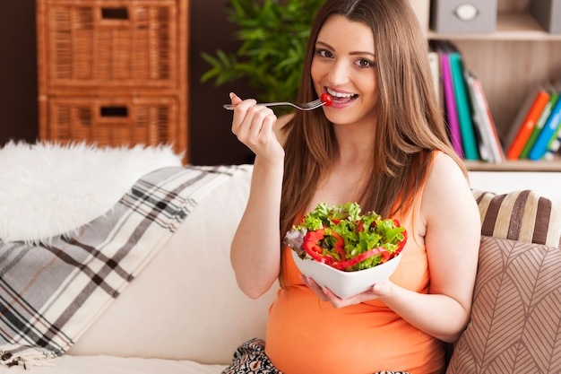 Bitter gourd benefits and side effects on health know more