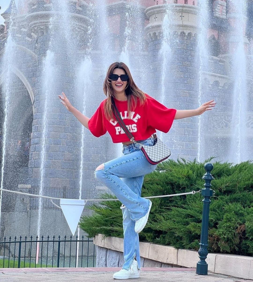 kriti sanon 2