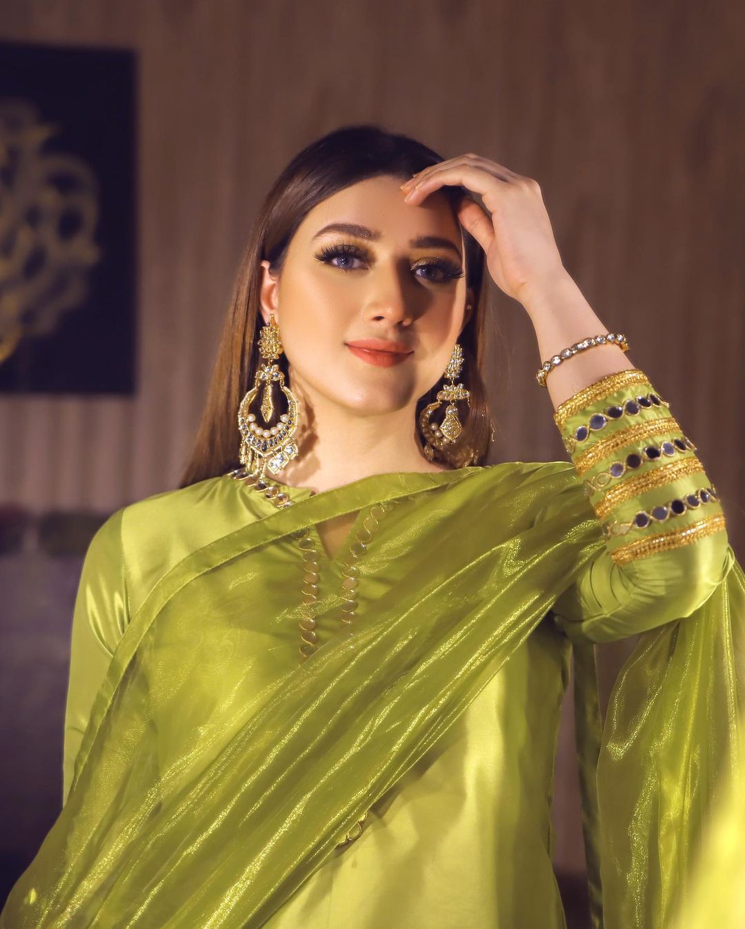 Momina Iqbal unknown facts