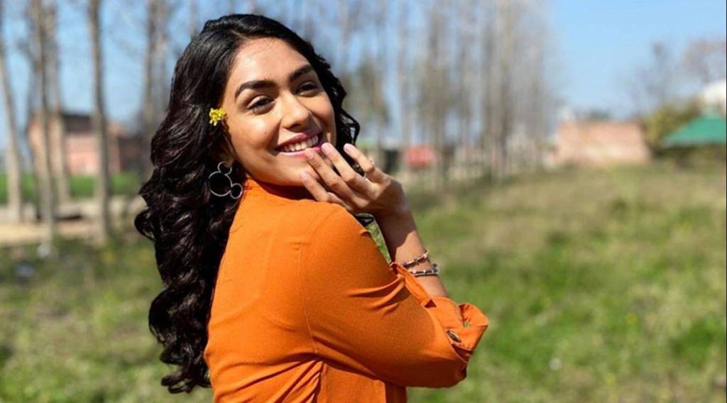 Mrunal Thakur Mrunal Thakur on partner Mrunal Thakur Mrunal Thakur on partner