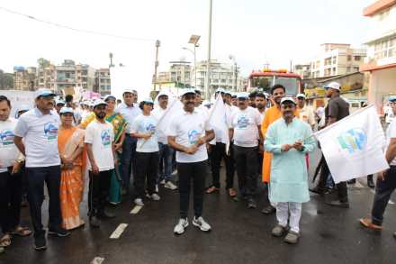Awareness for cleanliness among Panvelkars through Prabhat Pheri of 'Indian cleanliness League Awareness for cleanliness among Panvelkars through Prabhat Pheri of 'Indian cleanliness League