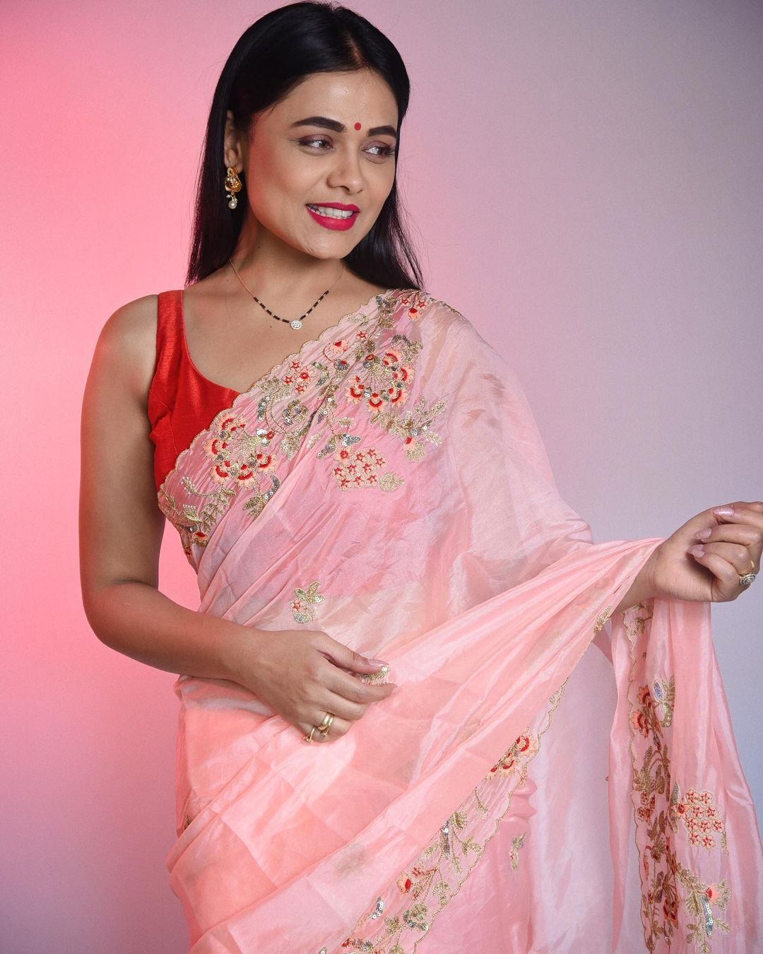 prarthana behere prarthana behere look