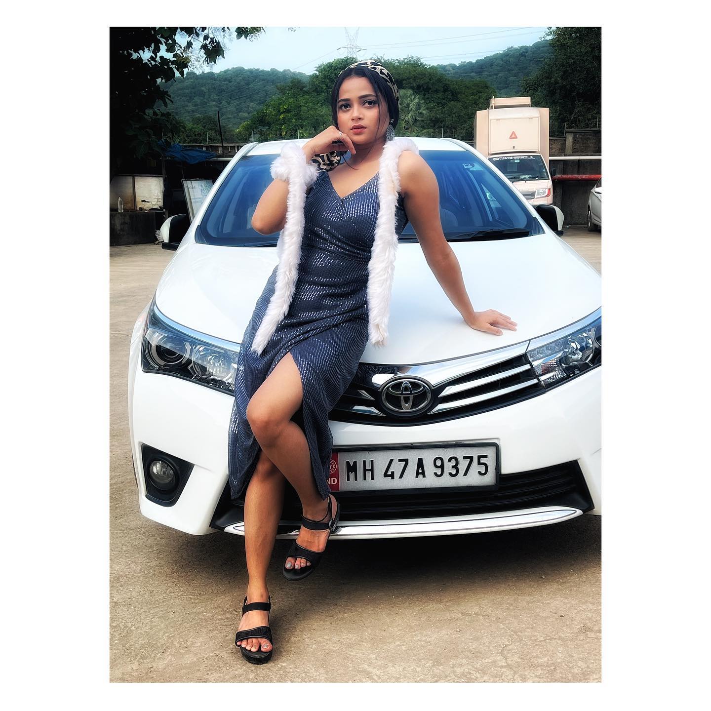 shivali-parab-glamorous-photoshoot