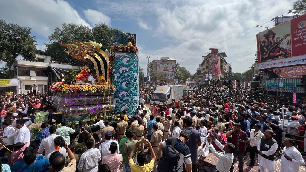 shrimant dagadusheth halawai ganpati visarjan mirvanuk 2022 photos 