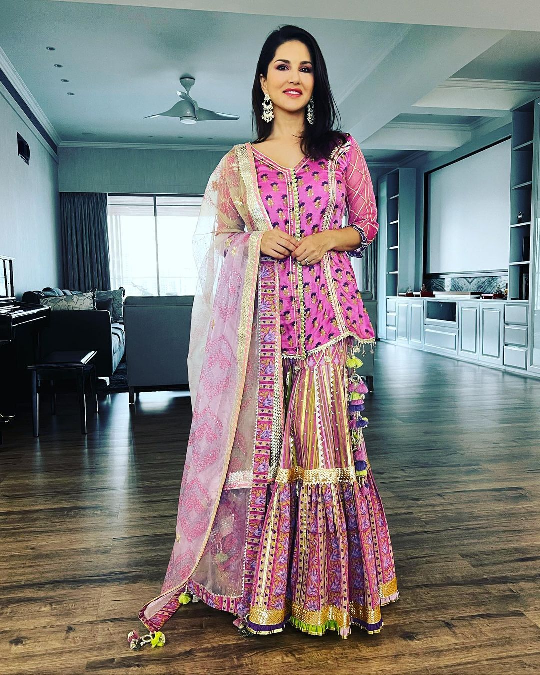 Sunny Leone in Ethnic Dress