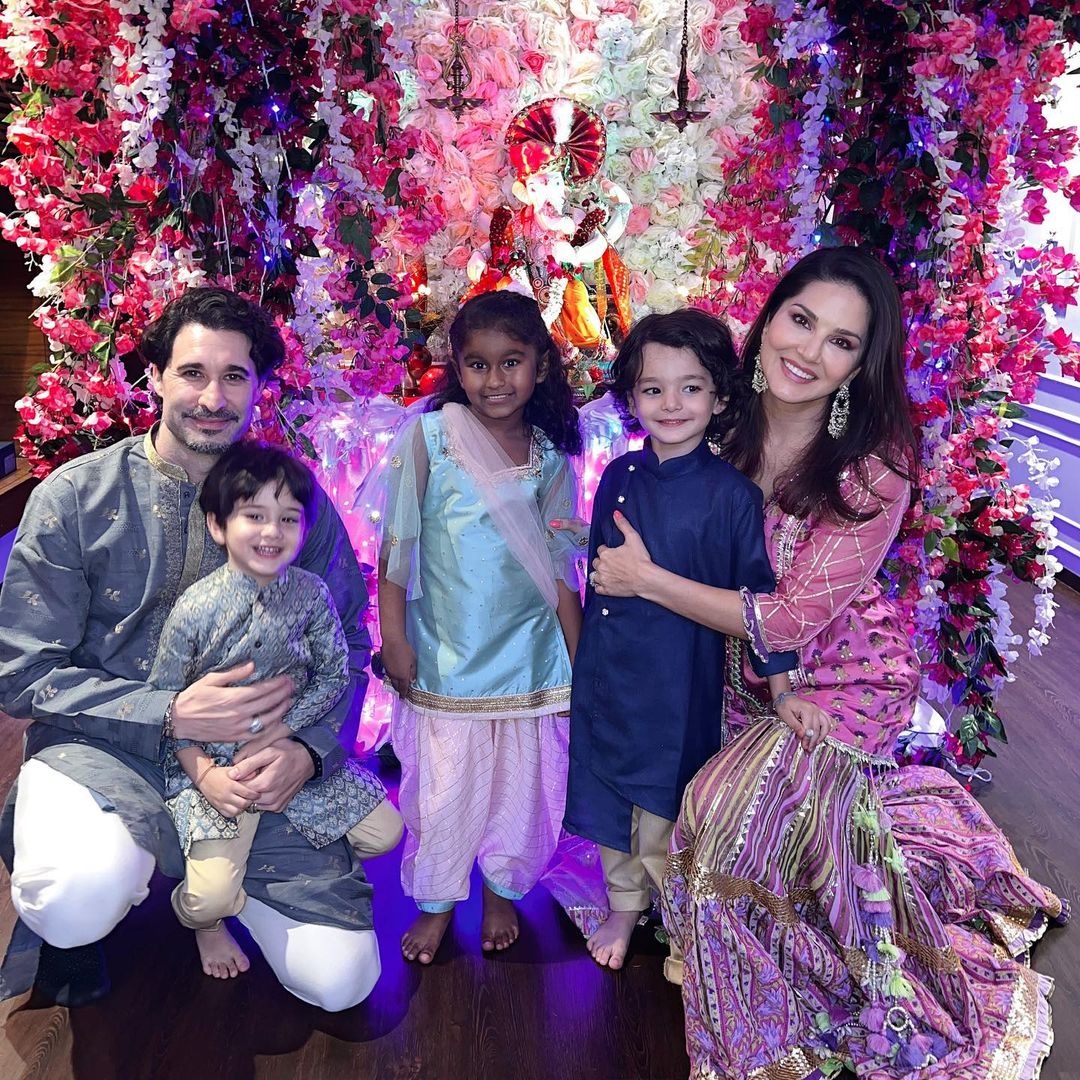 Sunny Leone in Ethnic Dress