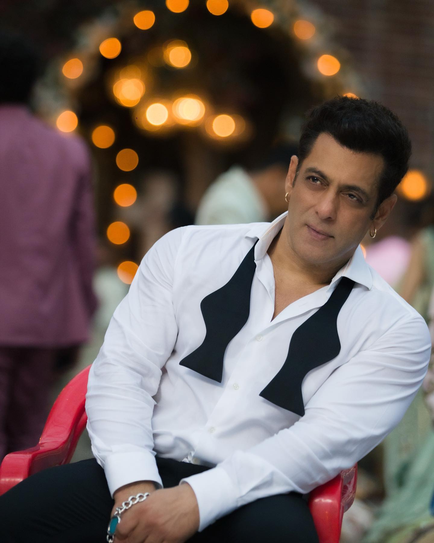 bollywood starts electricity bill price