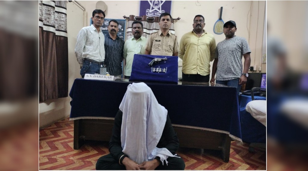 A desi-katta and four live cartridges seized at Rajura nagpur