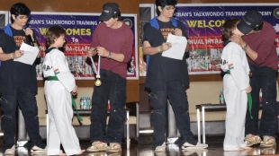 srk and his son abram