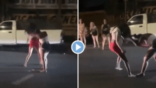 Viral Video Two Beautiful Girls fighting in middle of the road abusing and pulling hair pedestrians get shocked