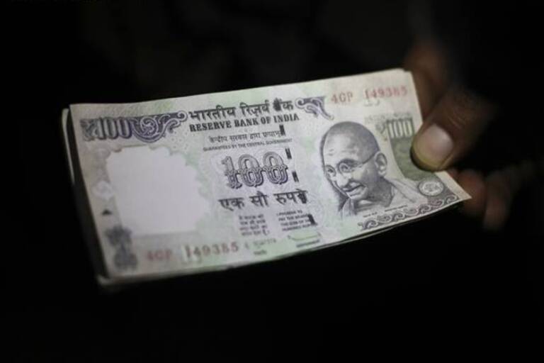 How Mahatma Gandhi became the only face on Indian currency when and where photo is clicked