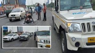 Immediate removal of potholes and tarmac on Vashi flyover