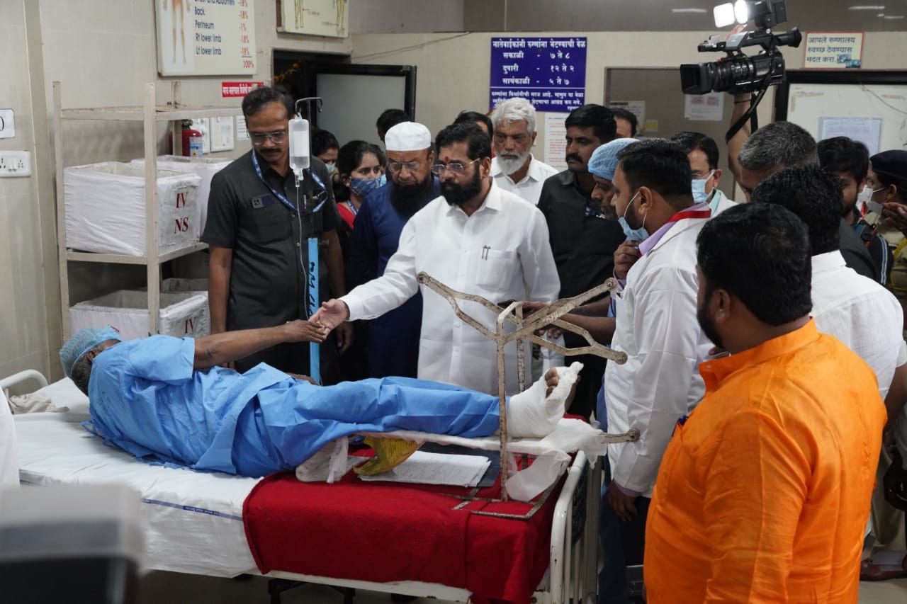 Nashik Bus Accident CM Shinde visit the spot and hospital